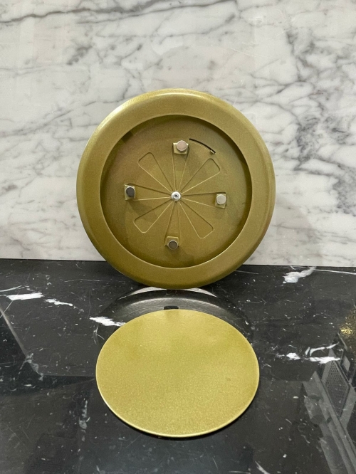 Тонкий бесшумный вытяжной вентилятор для ванной Mmotors ММC 100 золотой